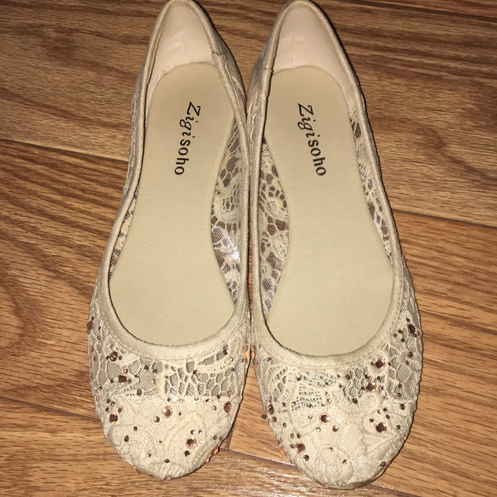Like new, Zigisoho Hypnotize flats, size 6.5.